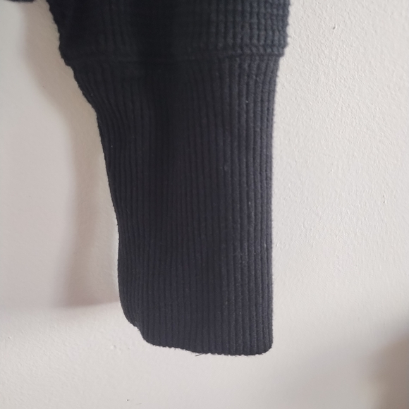 ALO Yoga Waffle Weekend Escape Mock Neck Long Sleeve Black Sweatshirt Top - Picture 9 of 11